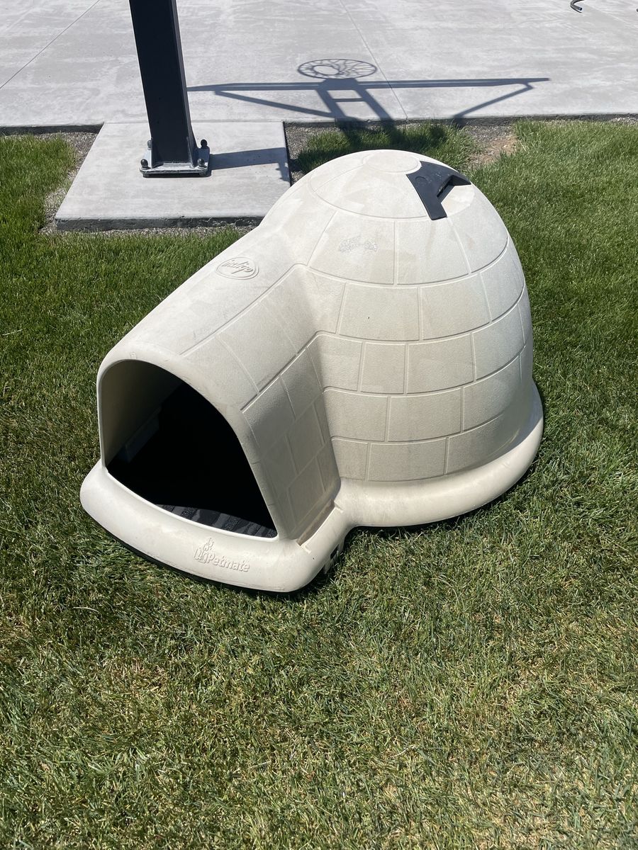 Dog Igloo XL