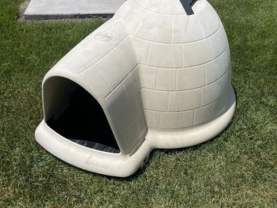 Dog Igloo XL