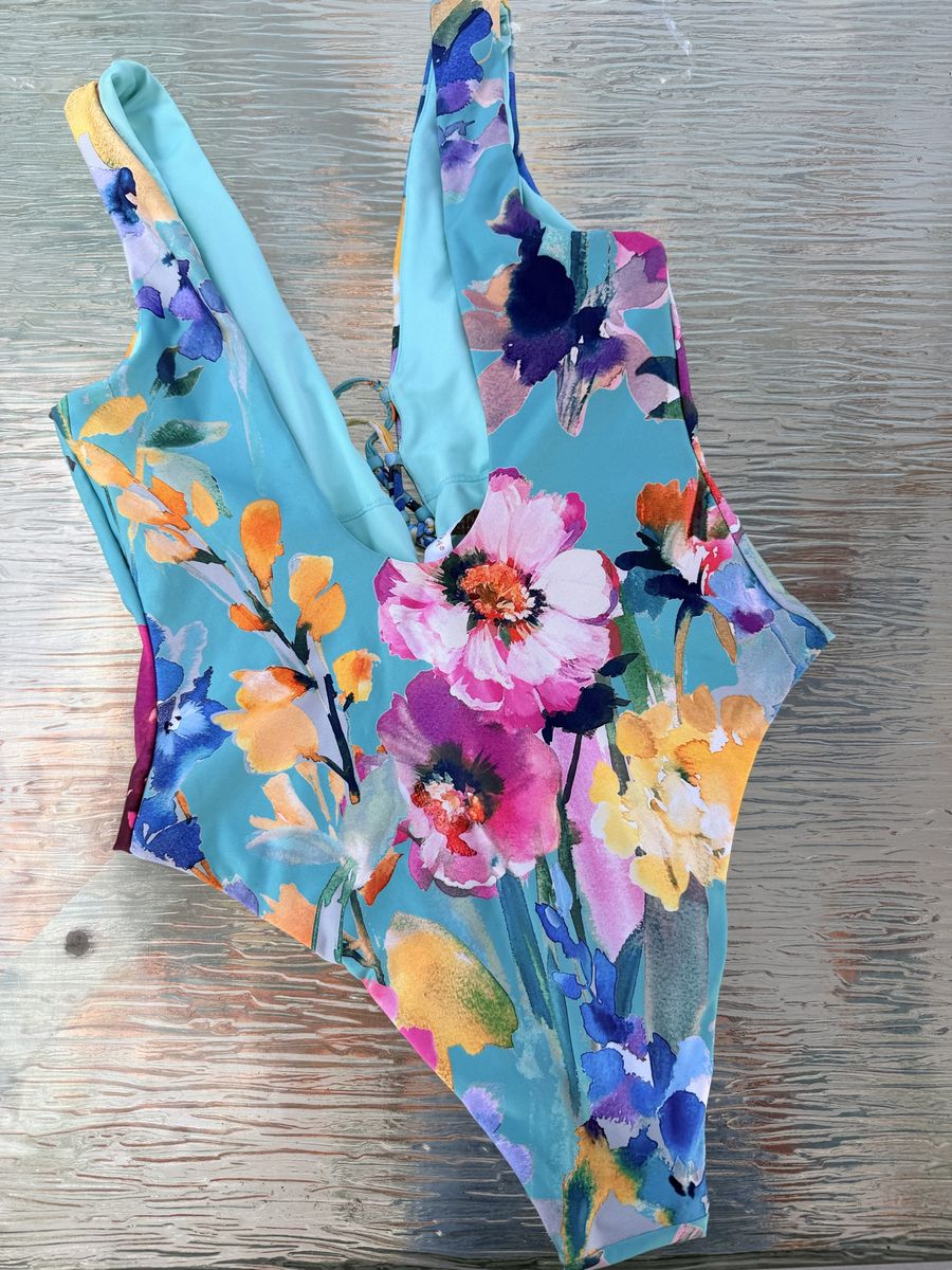 New. Cosita Linda Beachwear Floral Print One-Piece Swimsuit Small