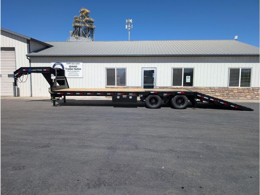 2026 Load Trail GL 102'x32' Low-Pro Hydraulic Dove Gooseneck 24K
