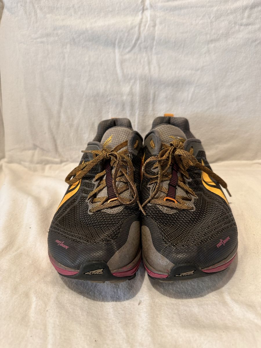 Altra Timp 1.5 women’s size 10 gray with gold & fuchsia, trim, trail shoes