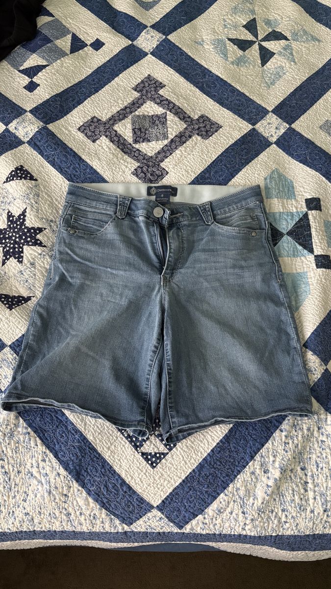 Democracy Jean shorts