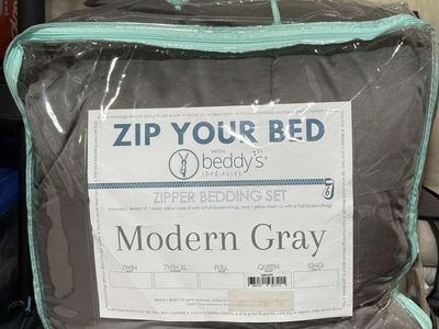 Beddy's Modern Gray Queen Zipper Bedding Set - New, Never Opened