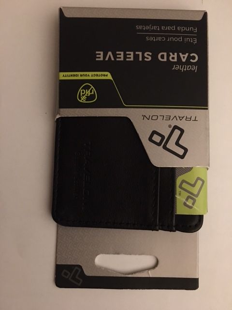Travelon Slim RFID Blocking Leather Credit Card Holder For Mens