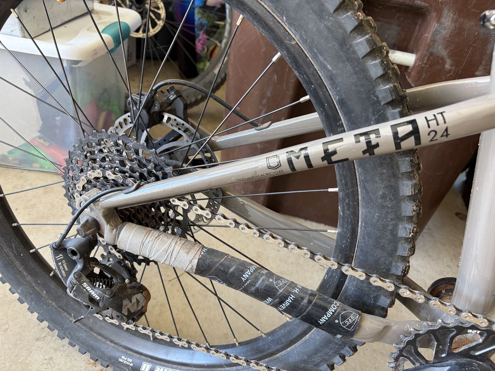 24" Commencal Meta