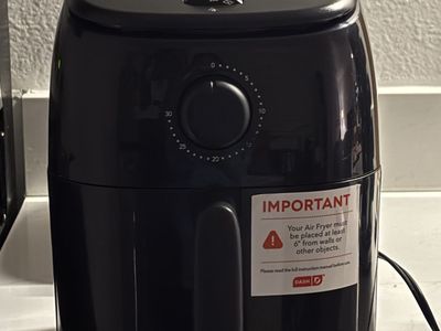 2.6 qt. Air Fryer