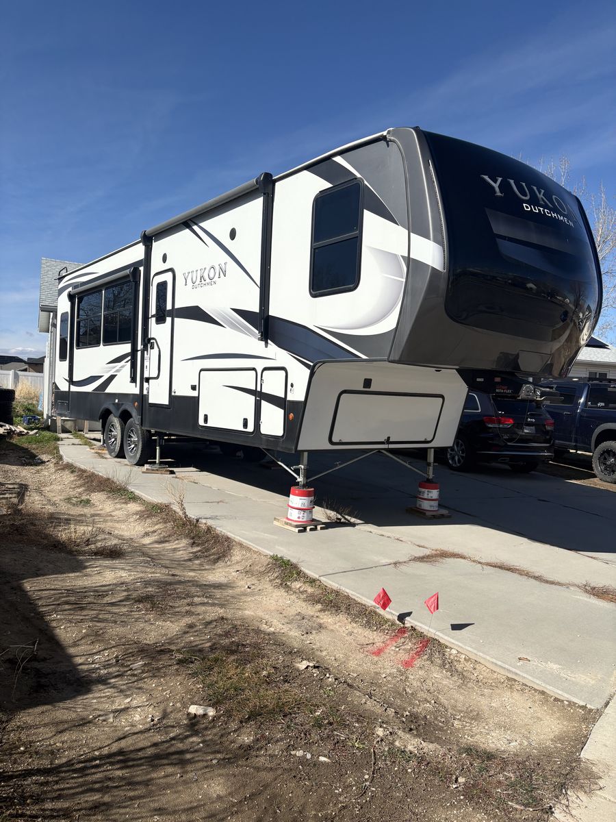 2022 Yukon Dutchman