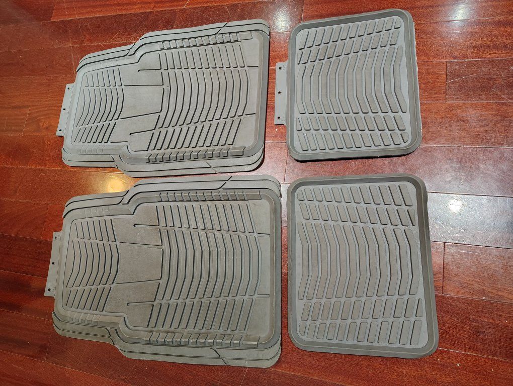 All-Weather Automotive Floor Mats 4 pk