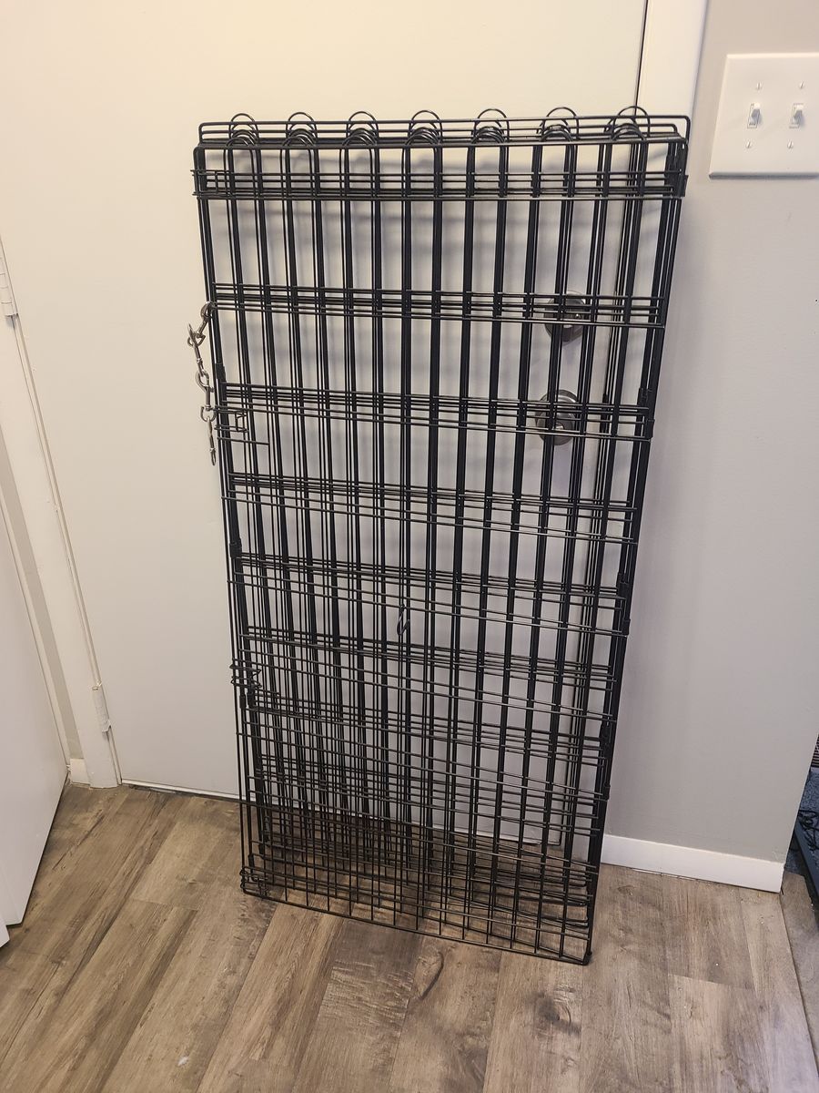 Dog Play Pen 24 x 48, 8 panels $50 obo