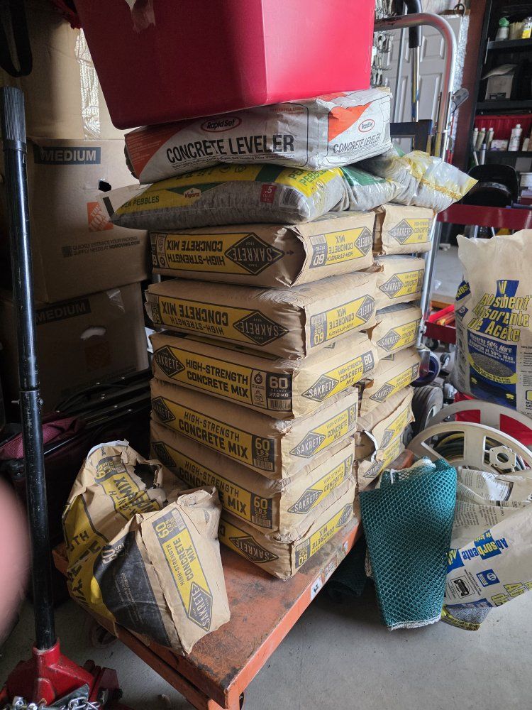 12 bags of concreat mix