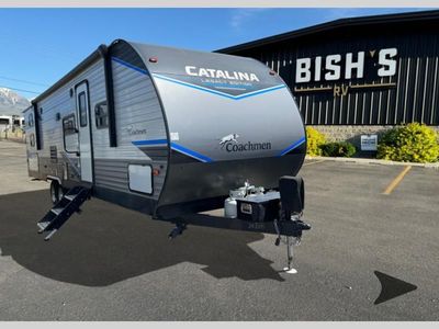 2022 Catalina 293QBCK
