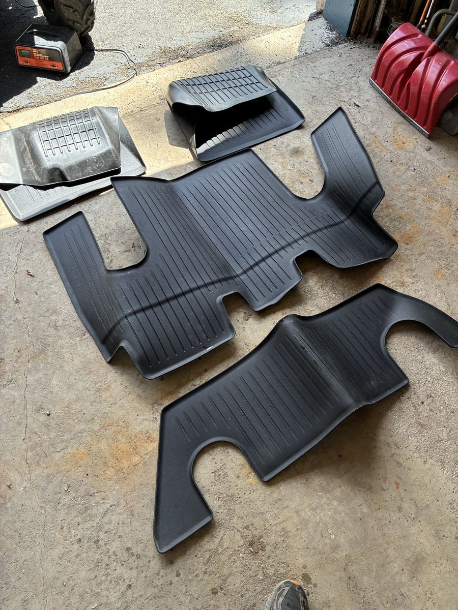Tesla Model X floor mats