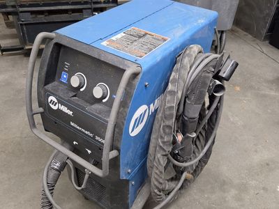 Millermatic 350P MIG and Pulsed MIG welder with Push-Pull Gun