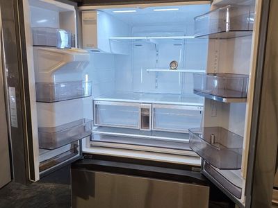 2024 MIDEA REFRIGERATOR