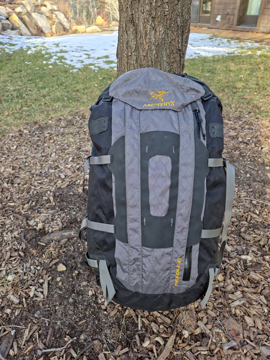 Arc'teryx Needle 45L Hiking, Travel Climbing Backpack | LARGE | EXC++