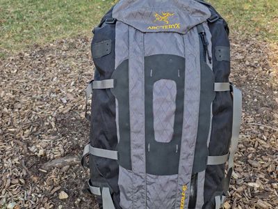 Arc'teryx Needle 45L Hiking, Travel Climbing Backpack | LARGE | EXC++