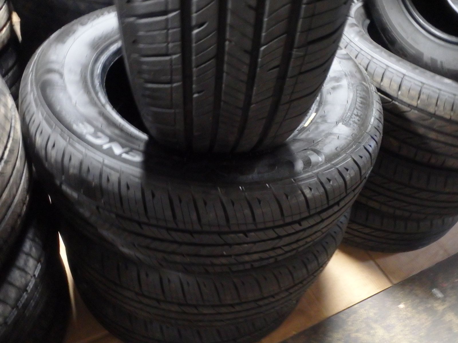 215/65R16 CALDERA CONFIDENCE A/S SET OF USED TIRES