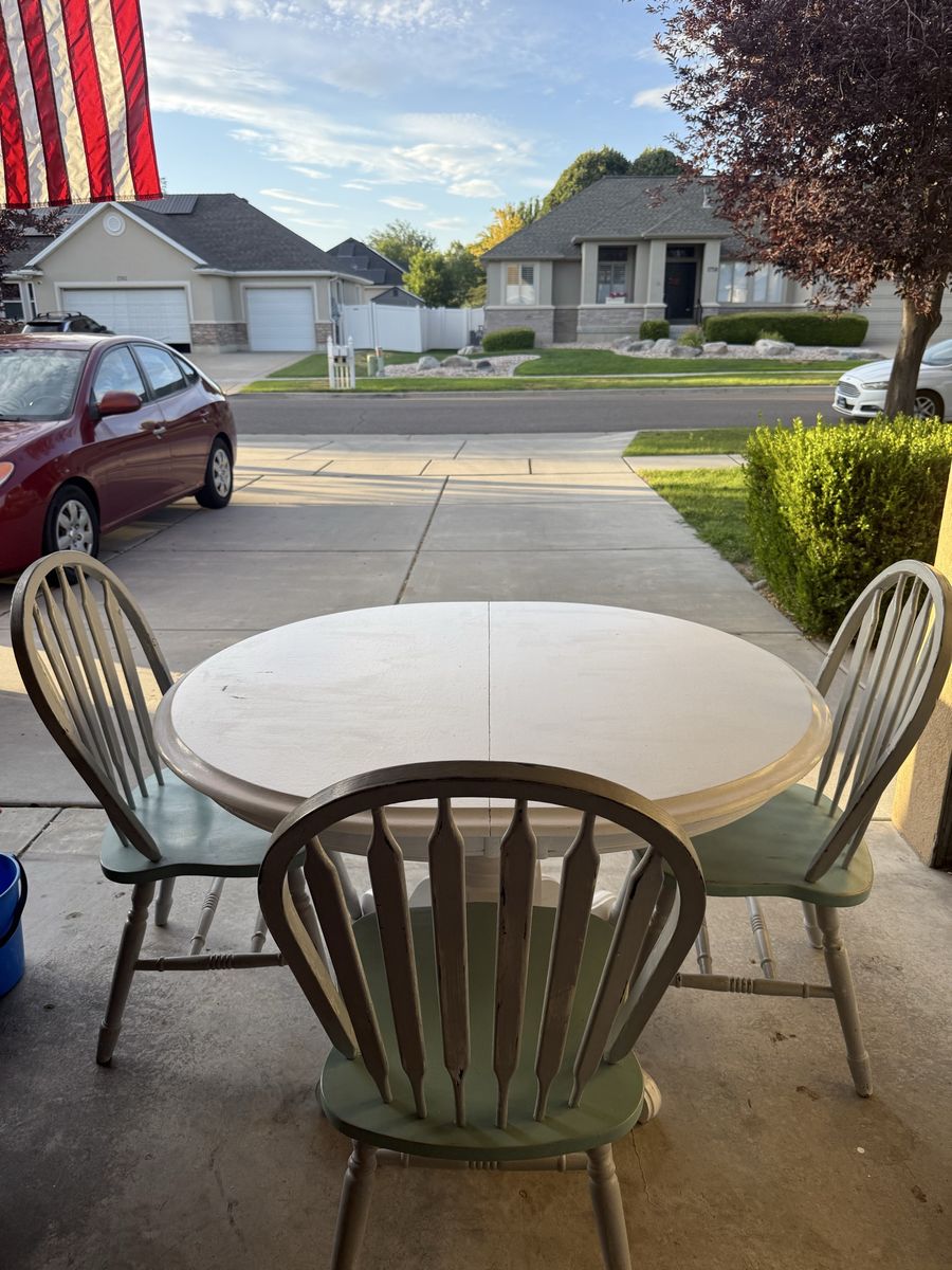 Rustic Round Pedestal Dining Table with 3 Sage Green Windsor Chairs
