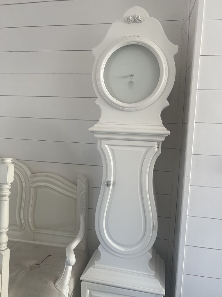 Cottage display Clock