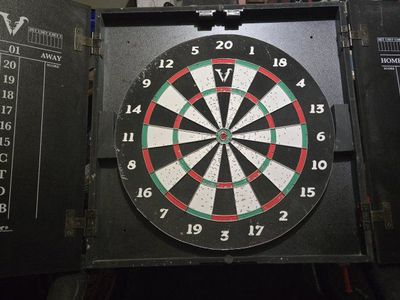 Viper dart cabinet with board and darts