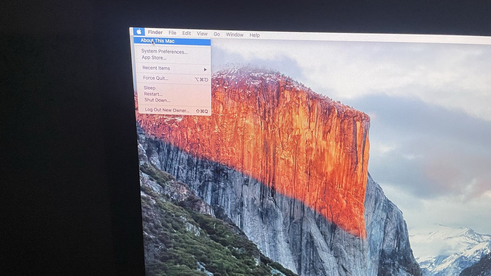 Apple iMac 21.5" (Mid-2015- 2.8GHz Core i5, 8GB RAM, 1TB HDD, OS X El Capitan