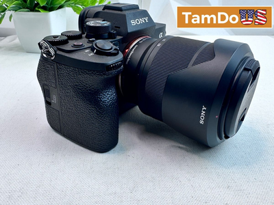 Sony Alpha a7 IV Full-Frame Mirrorless Camera + SEL2870 28-70mm Lens | 33MP | 4K