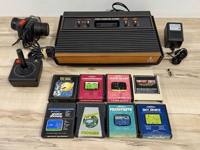 Atari 2600 Woodgrain Bundle - Works