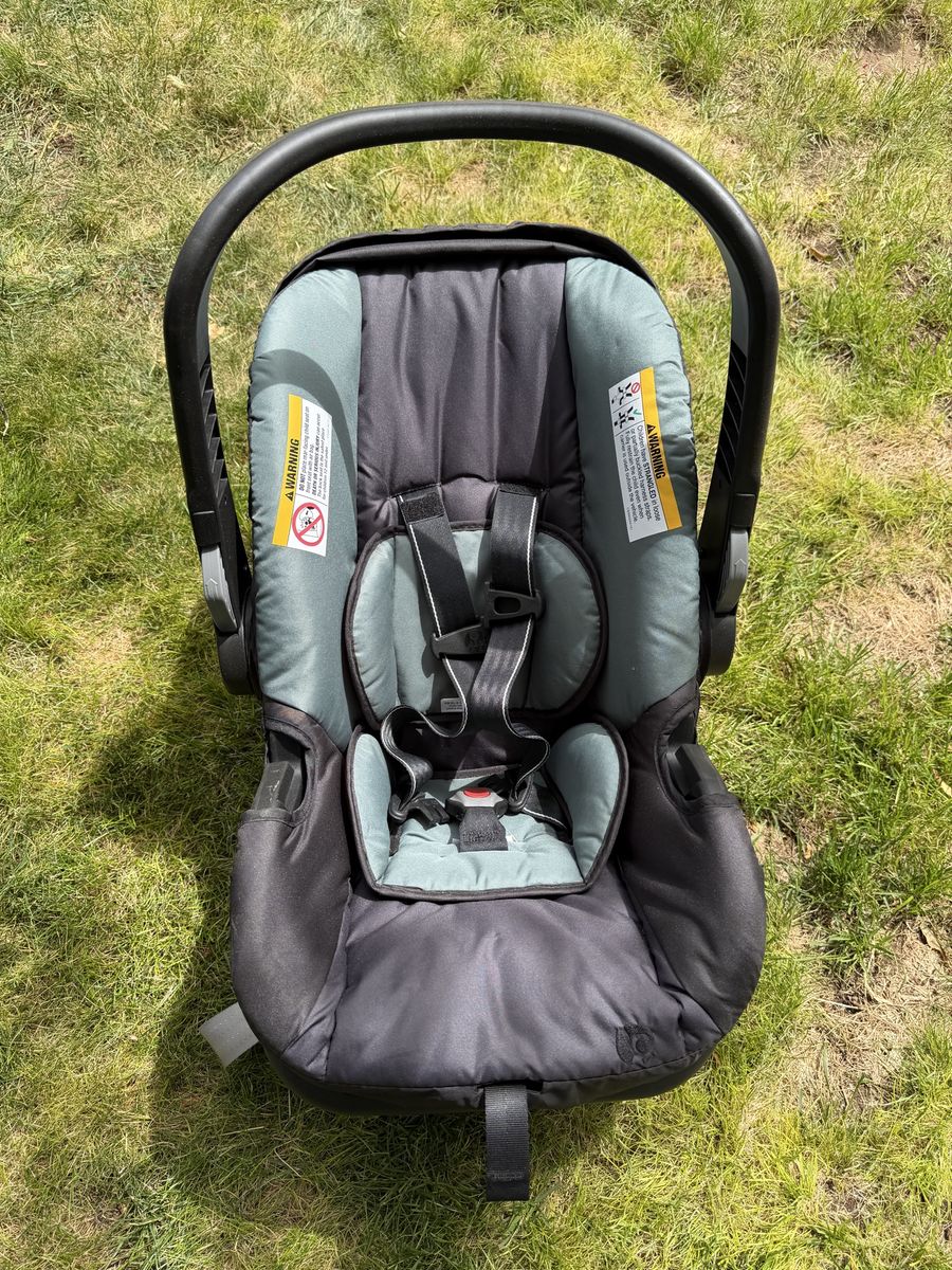 Baby trend car seat