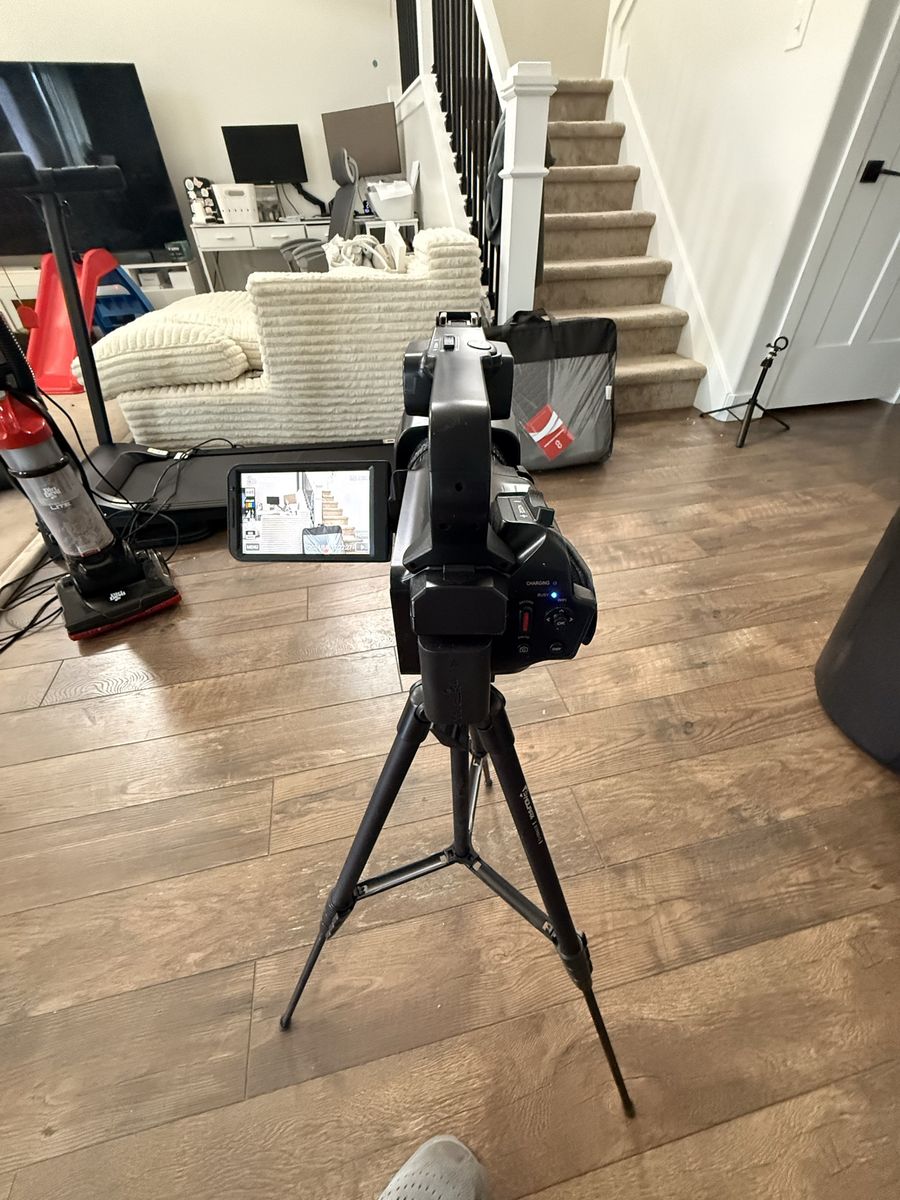 DVC 6K Ultra HD Digital Video Camera Camcorder with Tripod
