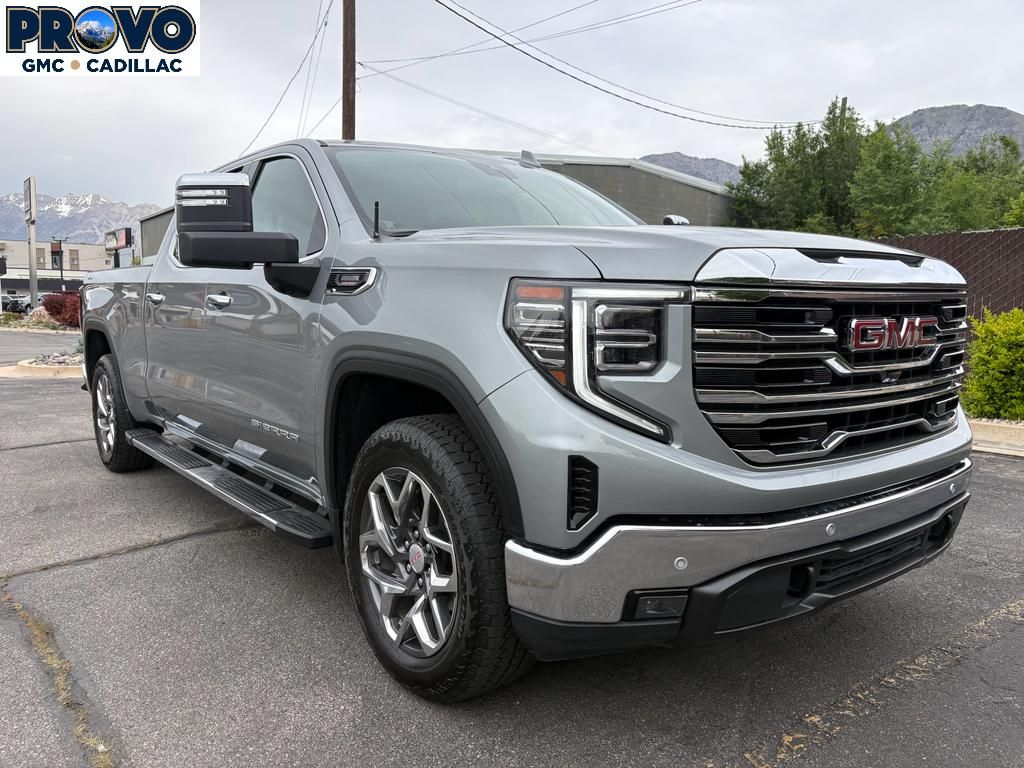 2025 GMC 1500 SLT