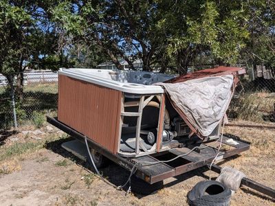Used Hot Tub/Spa - Needs Repair, Great for Parts or Project