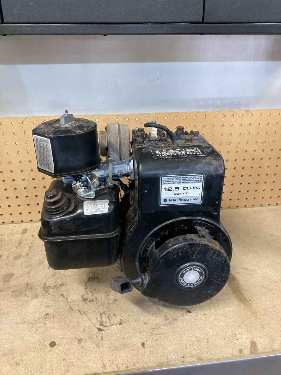 Small engine. 5 Hp.