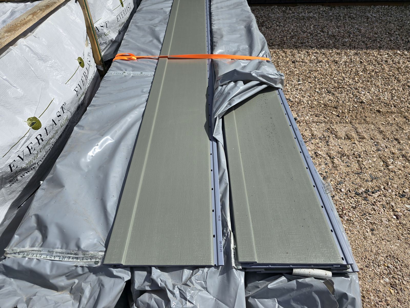 Everlast Vertical Board & Batten Siding