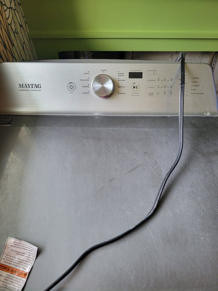 Maytag Commercial Technology Natural Gas Dryer - 7.4 ft³