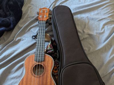 Donner ukelele used like new with case