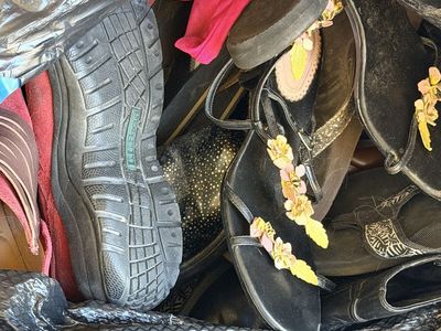 Bag of shoes Size 8-9