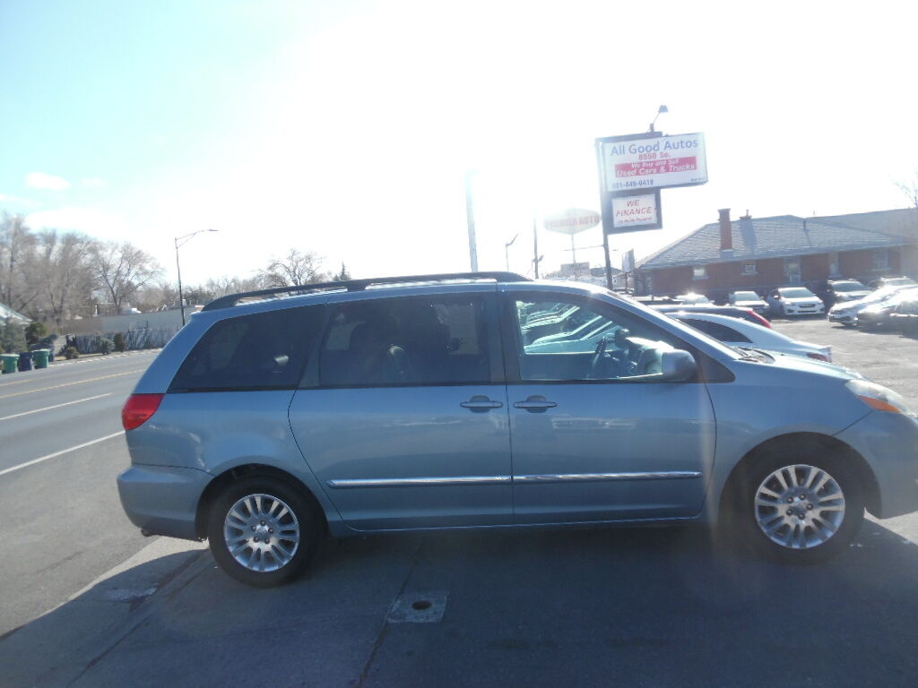 2008 TOYOTA SIENNA XLE Limited