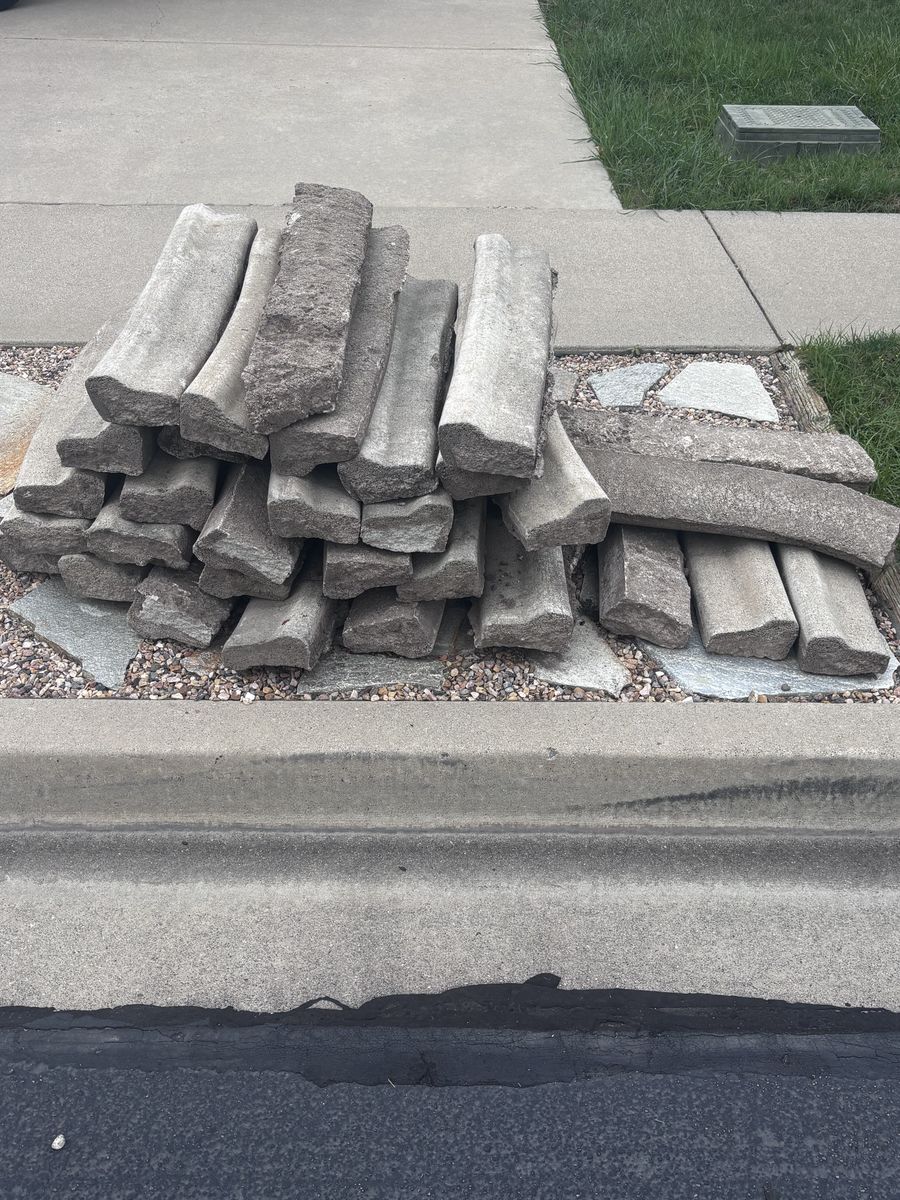 Cement curbing