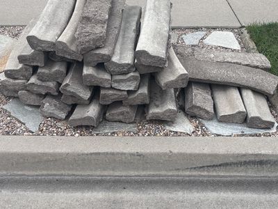 Cement curbing