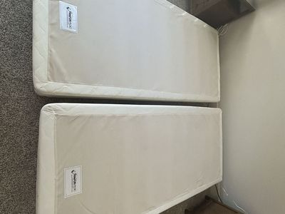 Box Springs King Or Twin