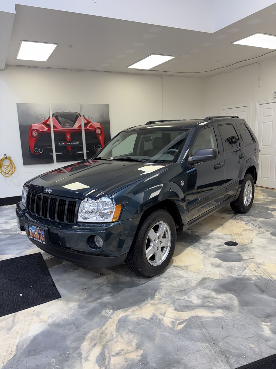2005 Jeep Grand Cherokee Laredo