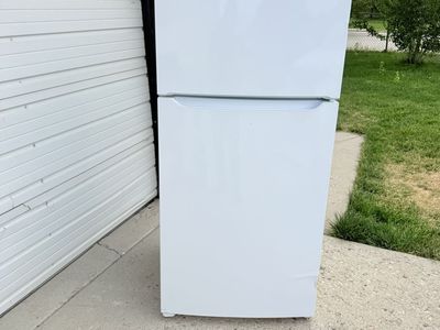 BRAND NEW FRIGIDAIRE