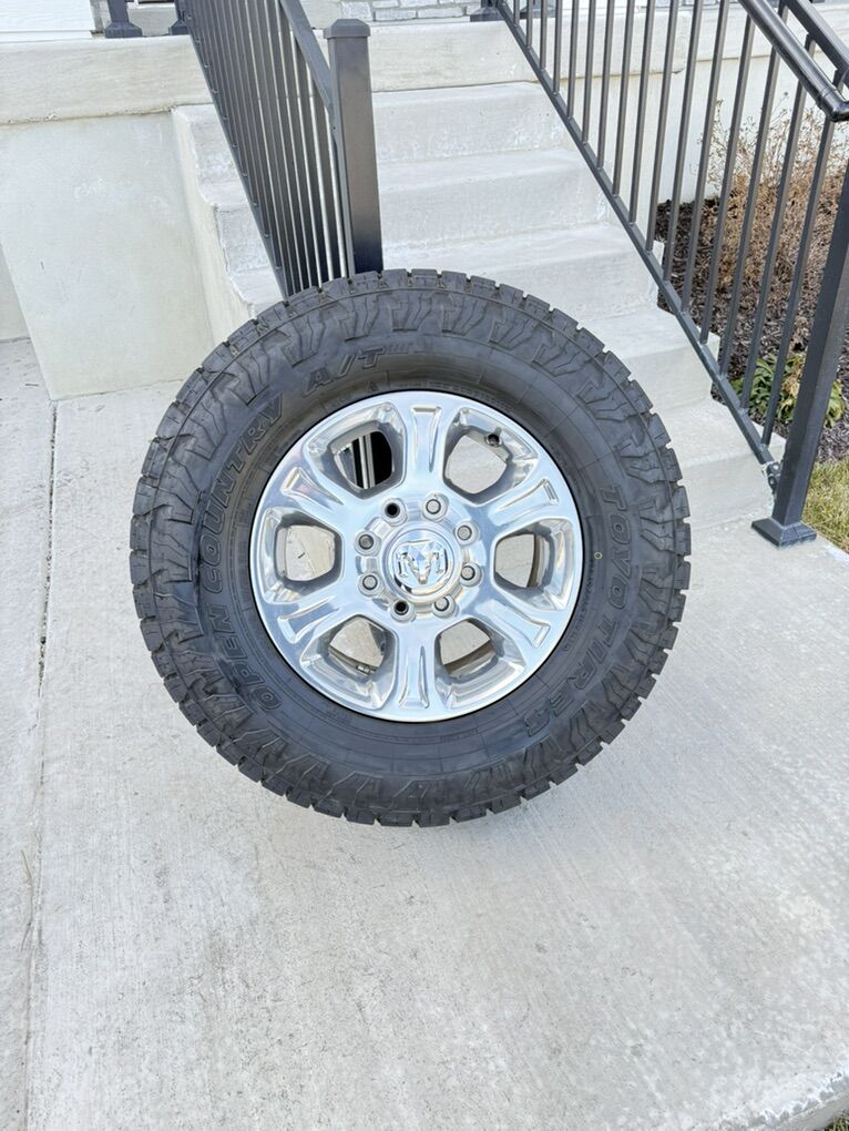 Dodge Ram 3500 Rims and Tires 285/70R18 Toyo At3