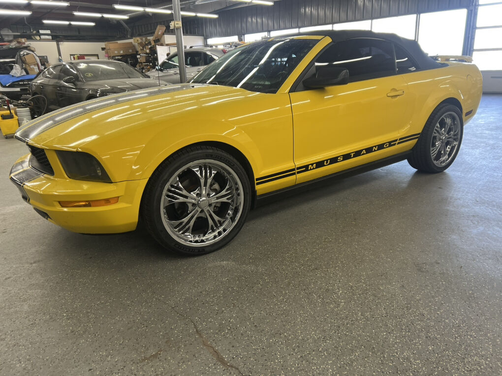 2005 Ford Mustang V6 Premium