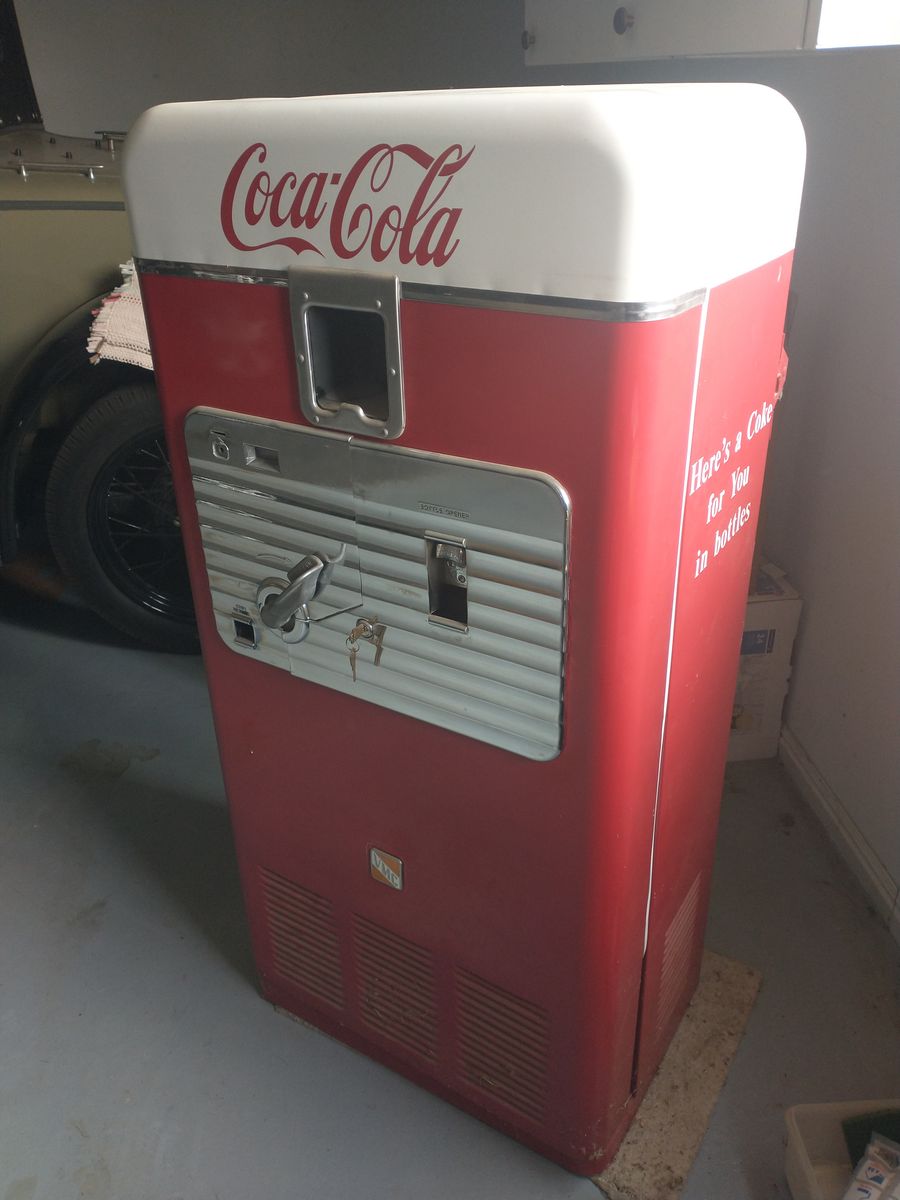Antique Coca Cola Machine