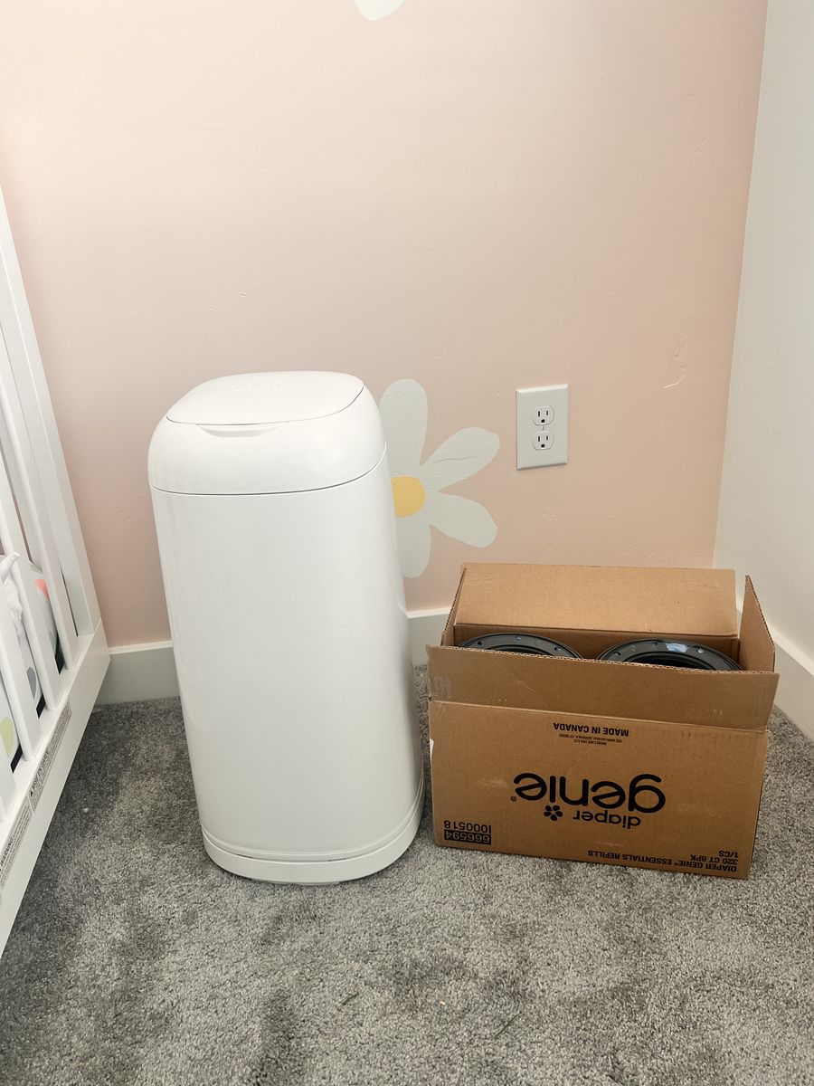 Diaper Genie And 8 Refills