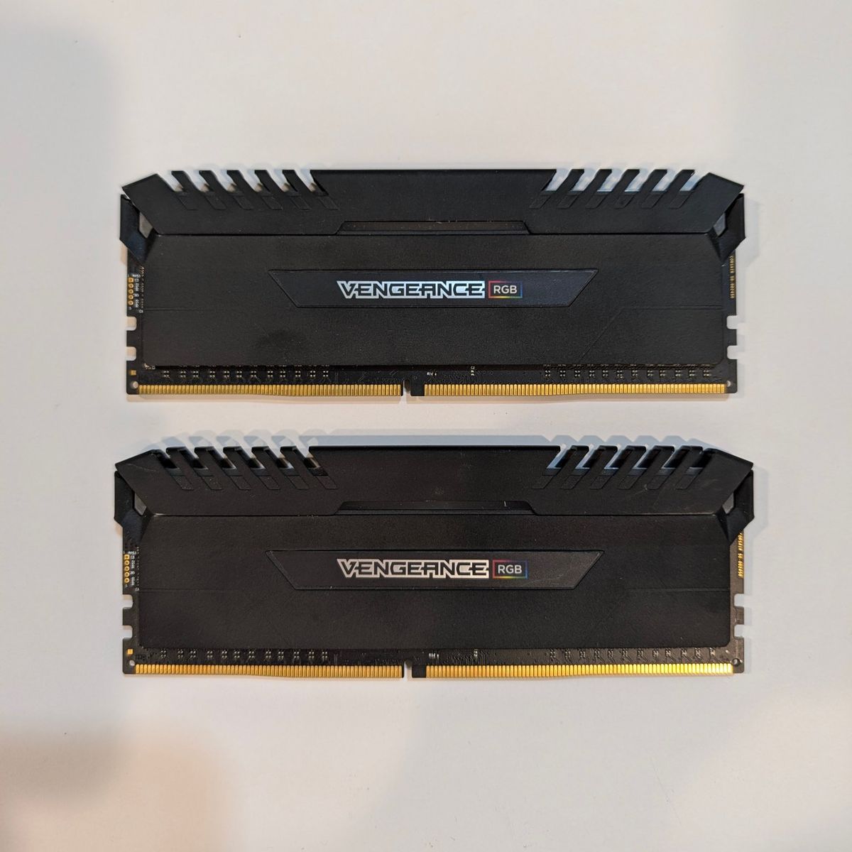 16GB DDR4 3000 RAM Corsair Vengeance RGB (2x8) CL15