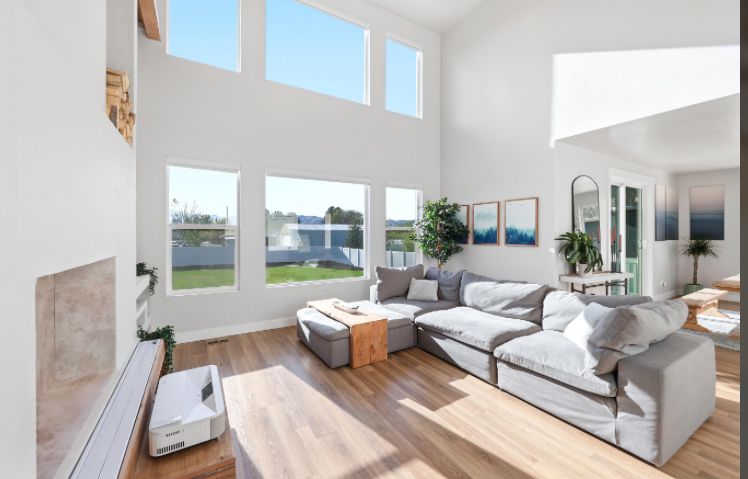 LIKE NEW | 5 piece sectional Cloud sofa