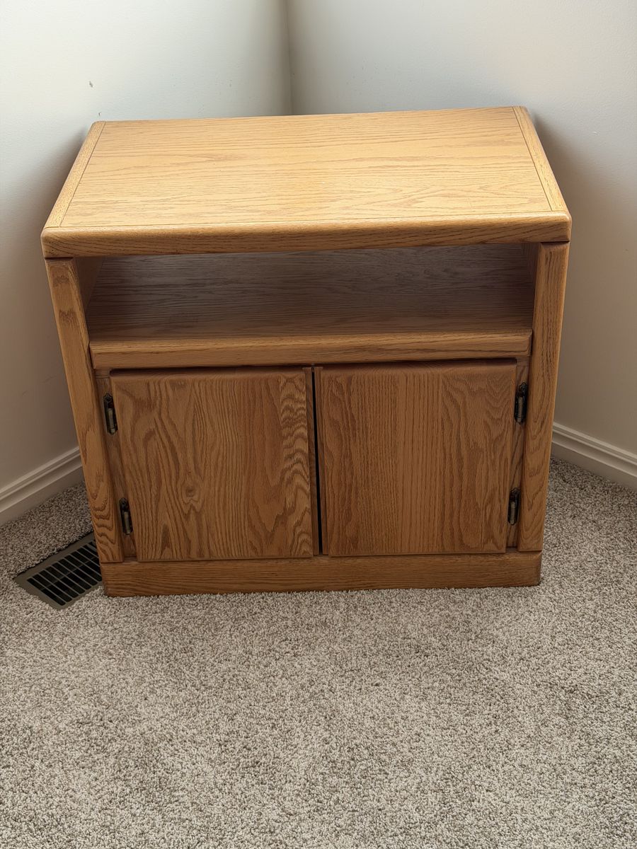 Oak TV Stand