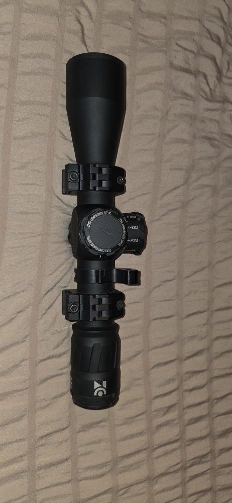 Main image 3